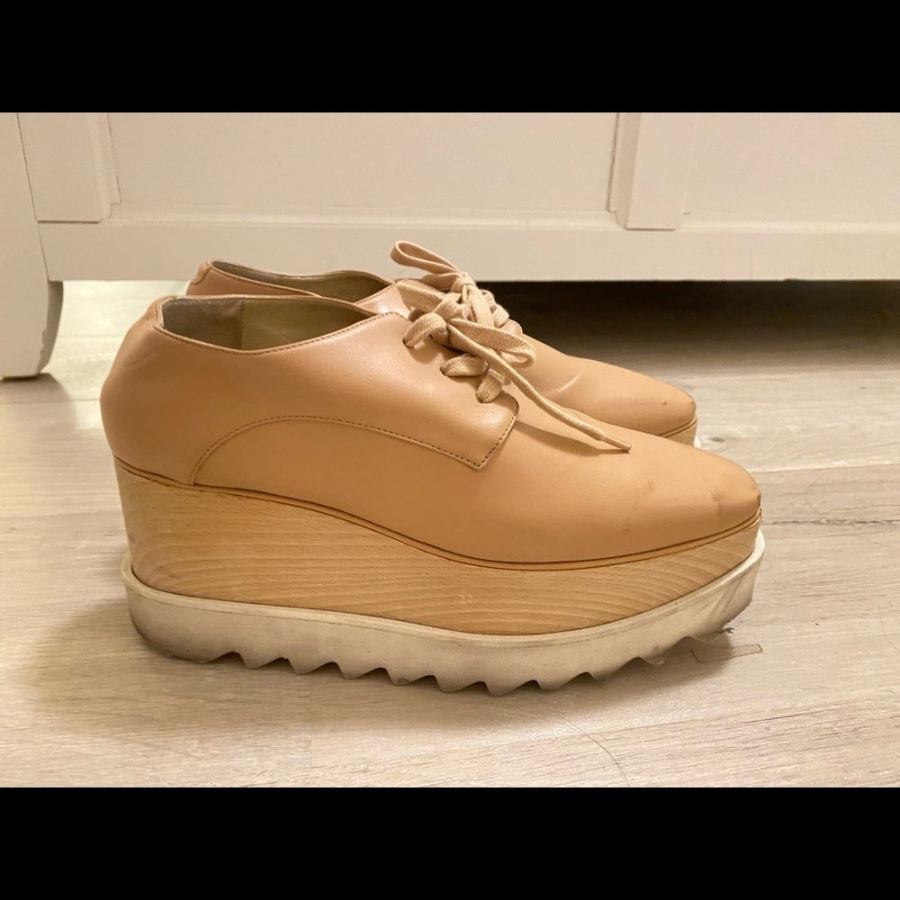 In A Good Condition And Only Wore Few Times - image 2